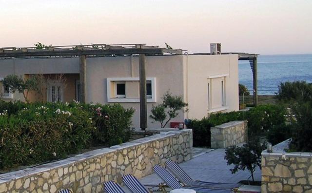 לרפטרה Nicolas Apartments מראה חיצוני תמונה