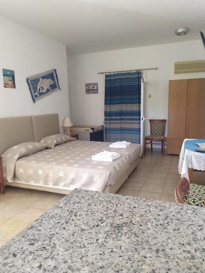 לרפטרה Nicolas Apartments מראה חיצוני תמונה