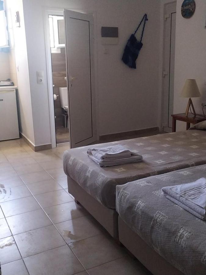 לרפטרה Nicolas Apartments מראה חיצוני תמונה
