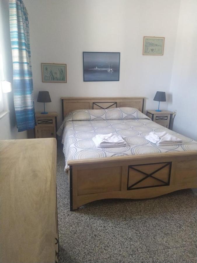 לרפטרה Nicolas Apartments מראה חיצוני תמונה