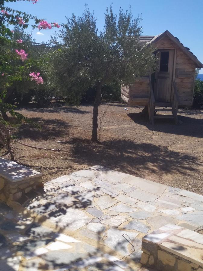 לרפטרה Nicolas Apartments מראה חיצוני תמונה