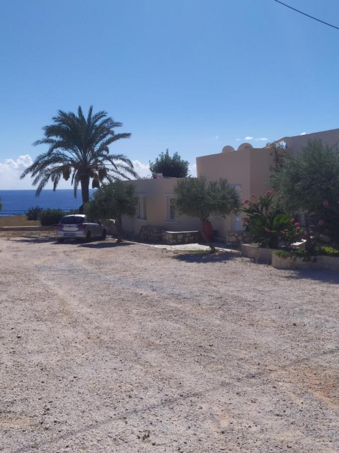 לרפטרה Nicolas Apartments מראה חיצוני תמונה